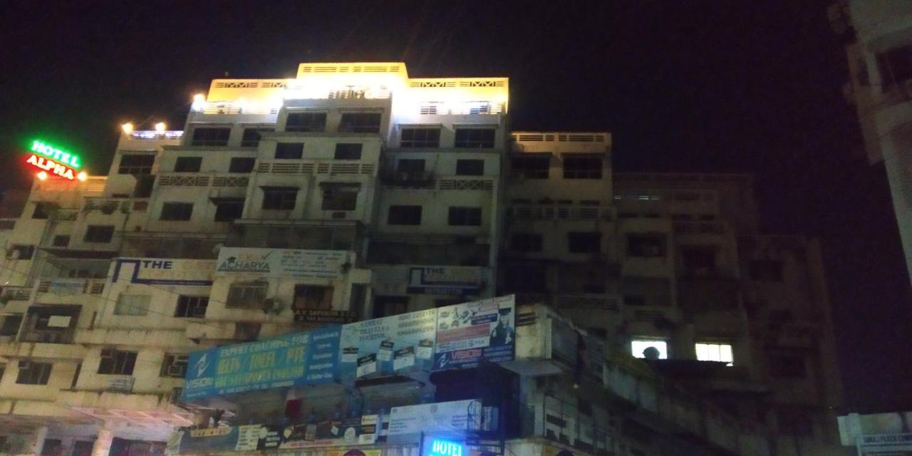 Hotel Alpha Vadodara Exterior photo